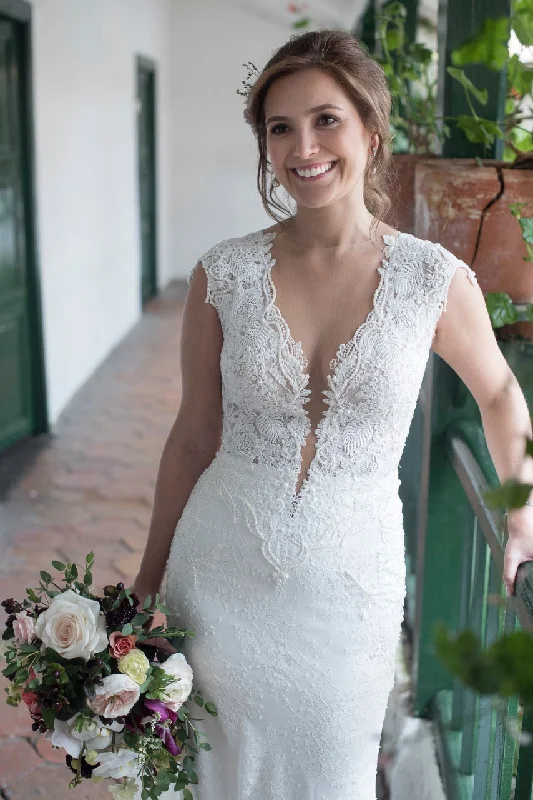 Discount Extravaganza Berta  14-20