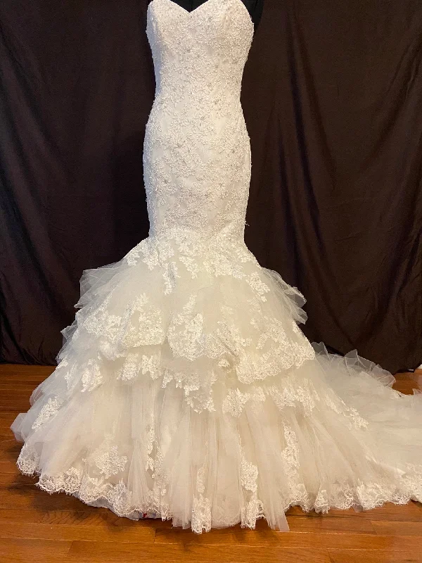 Loyalty Reward Maggie Sottero Adalee