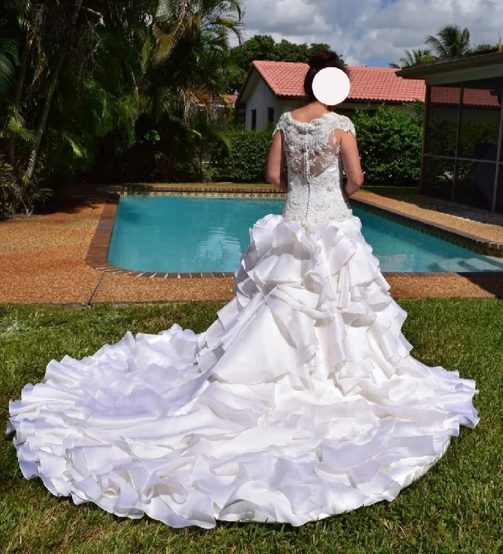 YEAR-End Sale Other Rouched Layered Skirt with Intricate Lace Bodice