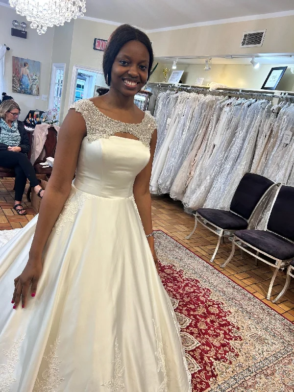 Must-Have Deals Mori Lee Sedona