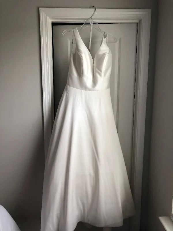 Markdowns Mori Lee Amy