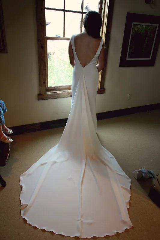 Time-Limited Offer Pronovias Nogal