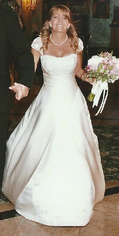 Friends and Family Sale Other Ivory Dress