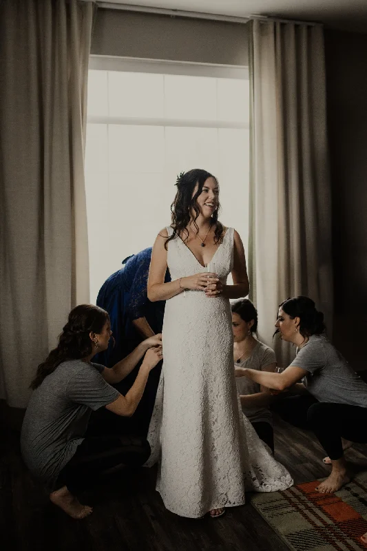 Instant Discount Sarah Seven Custom Lane Gown