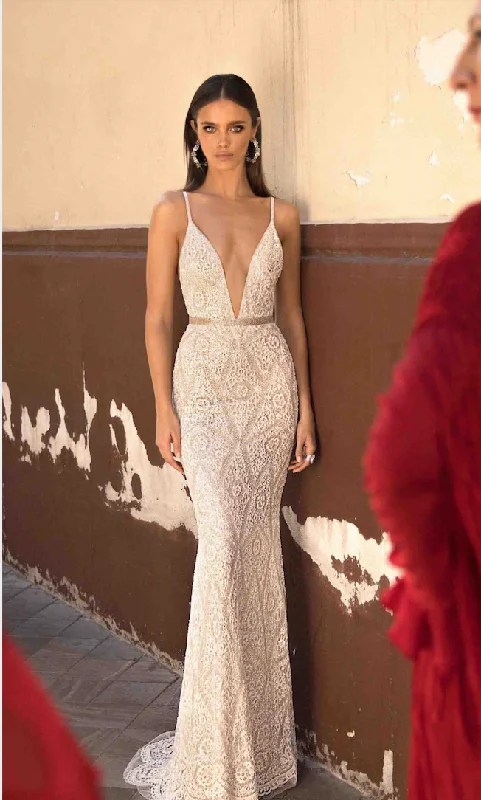 Clearance Sale Berta  18-125