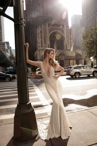 Exclusive Online Offer Berta  17-113