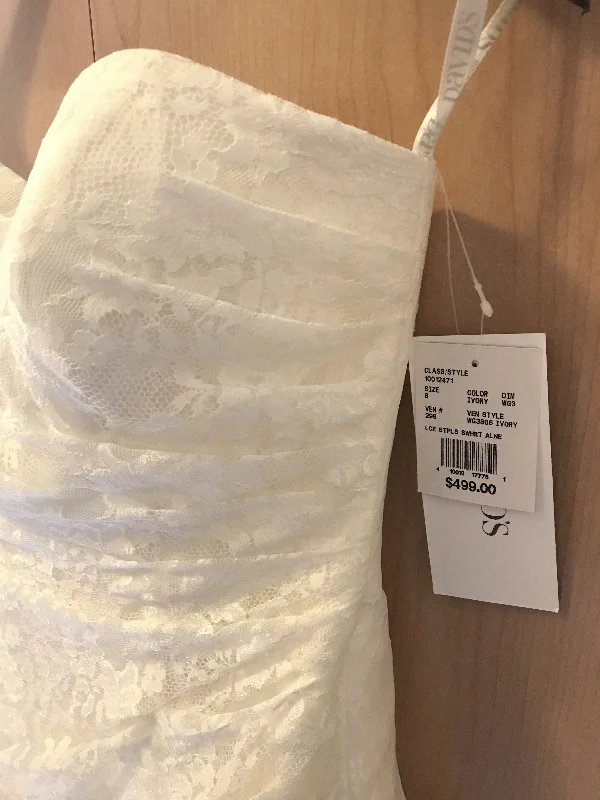 Weekend Special David's Bridal WG3805 Lace A-Line