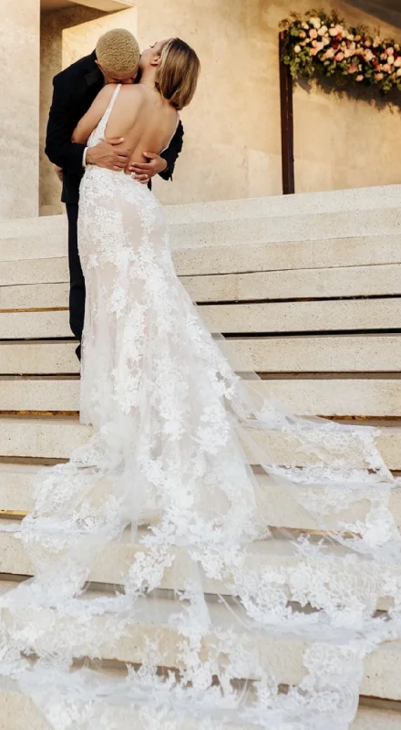 New Markdowns Enzoani Osina