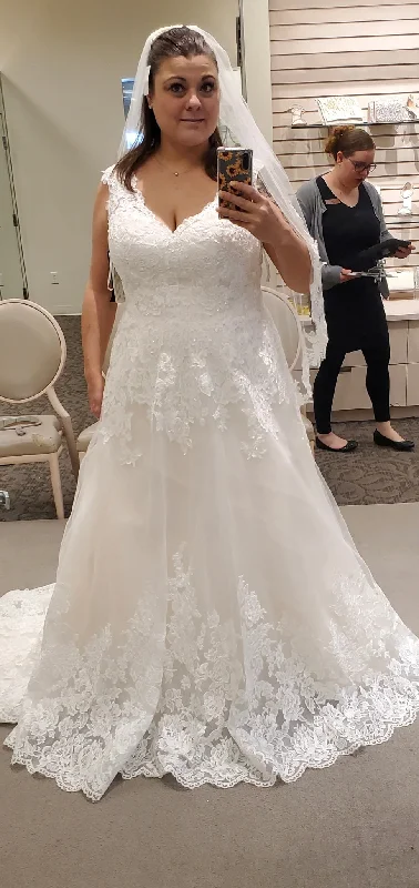 Time-Limited Offer David's Bridal WG3850