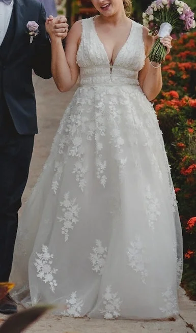 Crazy Deals Zac Posen Sleeveless A-Line Wedding Dress