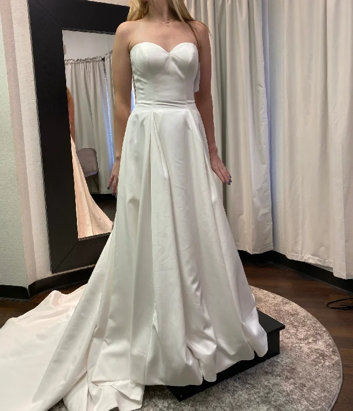 Quick Sale Private Collection Mikado Strapless Sweetheart A-Line