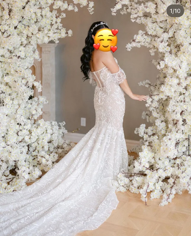 Exclusive Deal Berta  22-107
