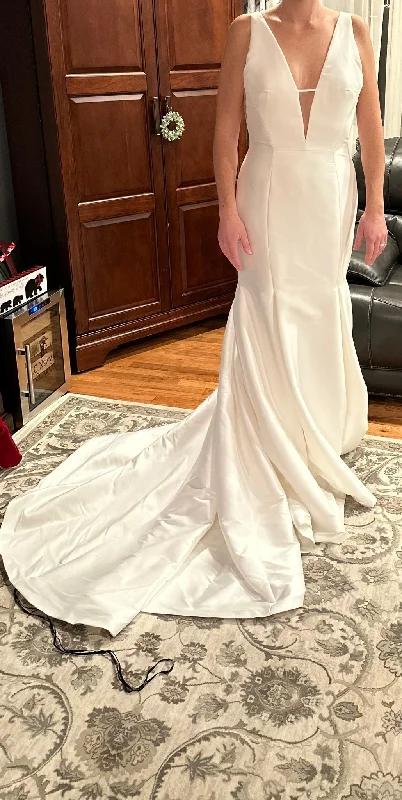 Price Buster Vera Wang Emilie