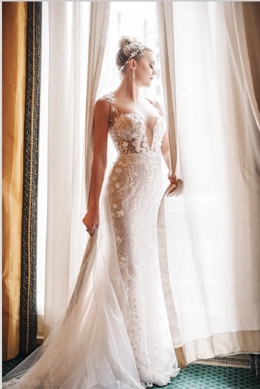 Year-End Sale Berta  17-114