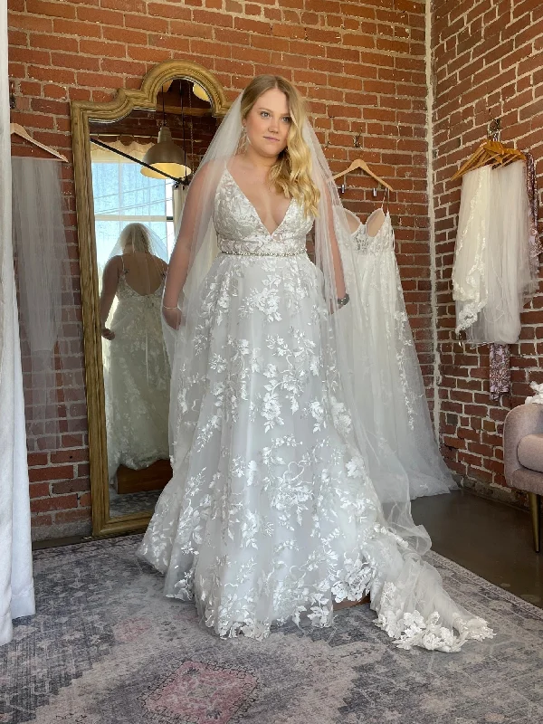 Limited Availability Made With Love Elsie Flowy