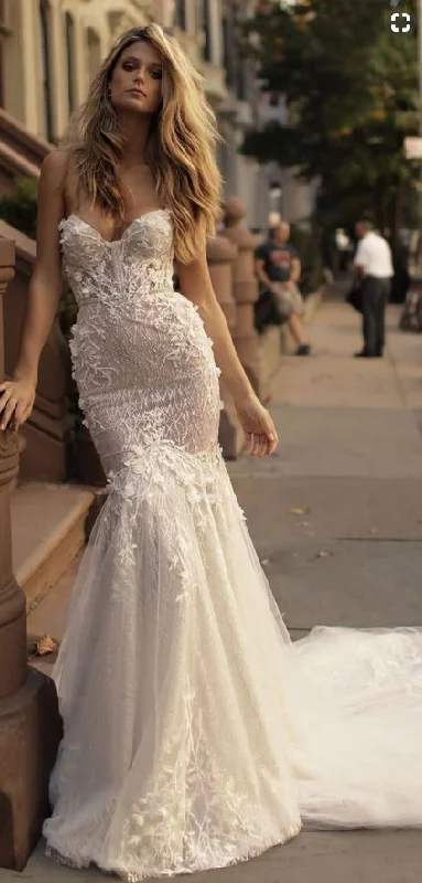 Exclusive Deal Berta  17-110