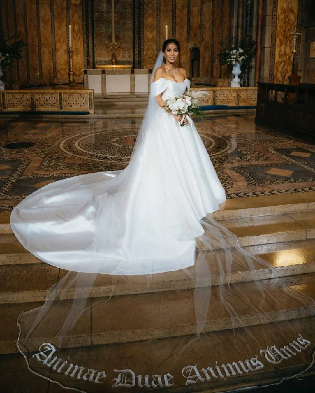 Lowest Price Pronovias Lynn