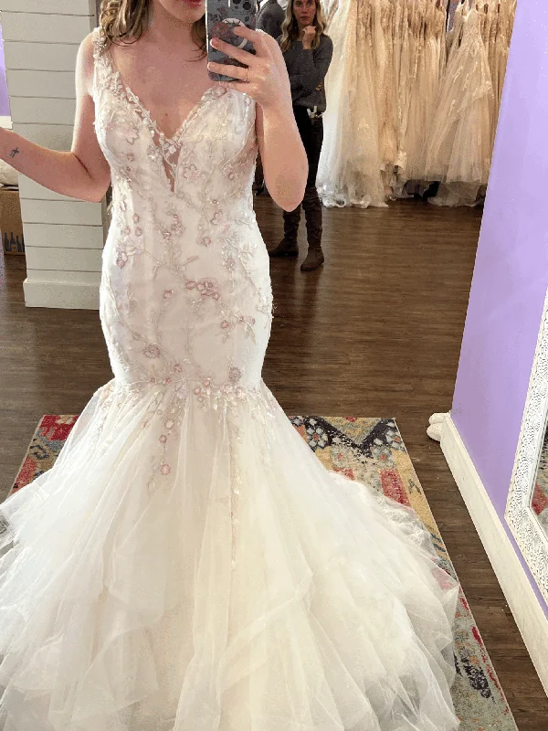 Exclusive Access Maggie Sottero Kenleigh 1984