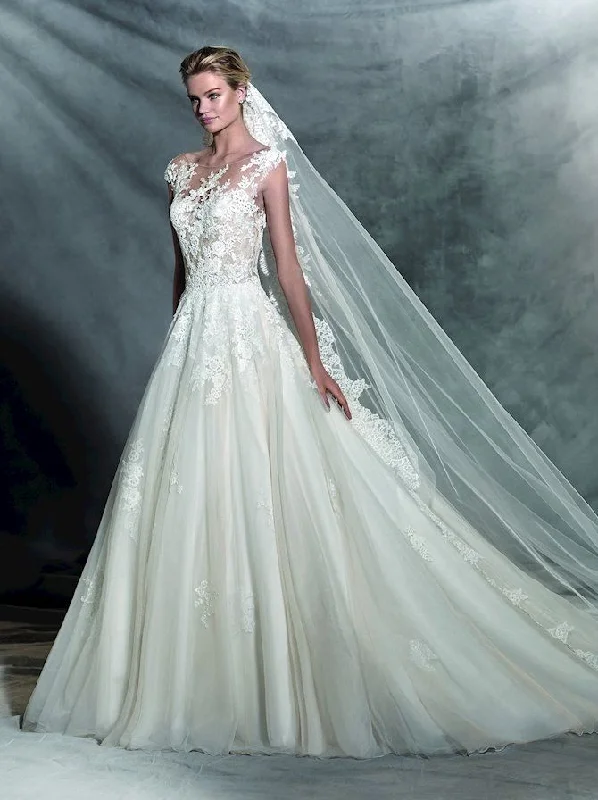 Super Deal Pronovias Ofelia