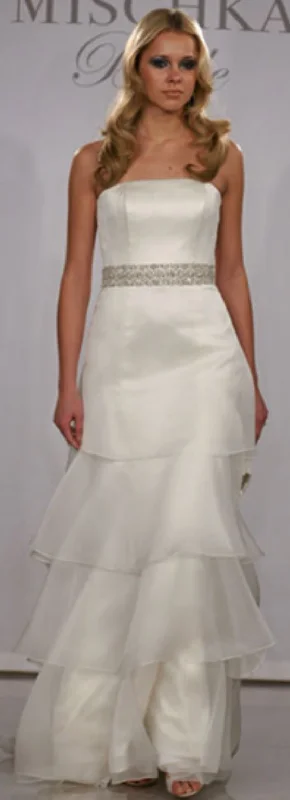 Major Savings Badgley Mischka Fall 2008