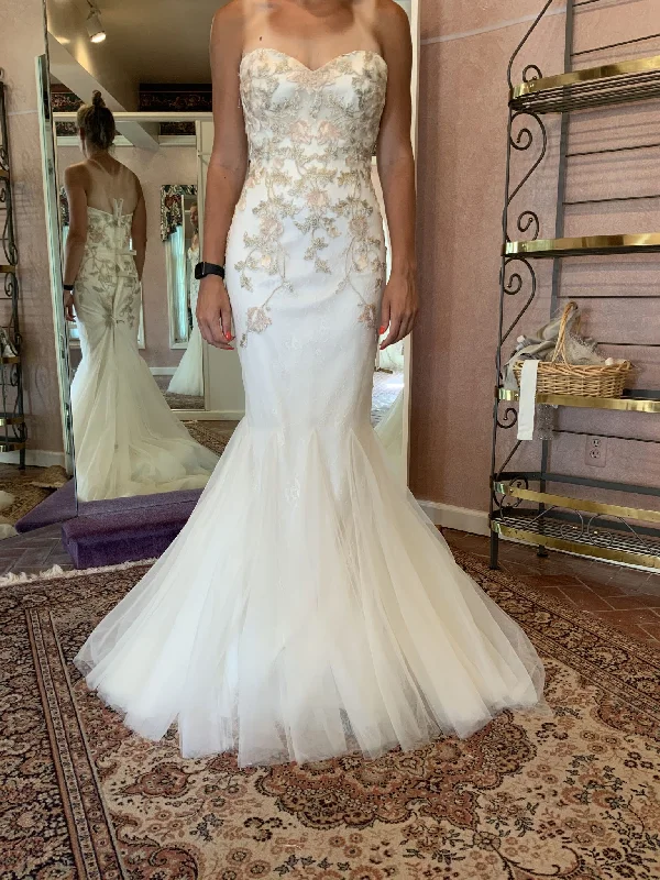 Don't Miss Badgley Mischka VIVIEN
