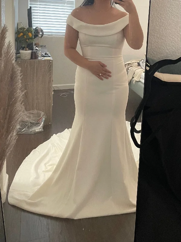 Super Deal David's Bridal WG4013