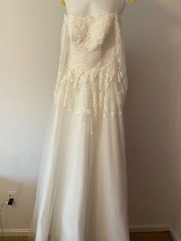 Weekend Deal Other Custom Long Sleeve A-Line Sweetheart Gown
