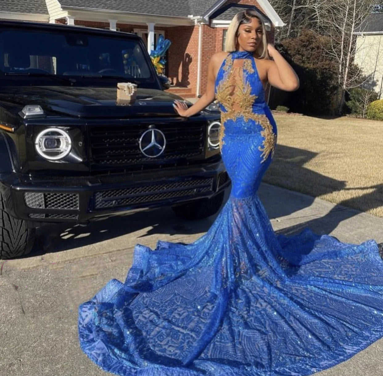 Special Discount Sparkly Royal Blue Sequin Prom Dress Black Girls Luxury Mermaid Golden Bead Appliques Evening Party Gala Graduation Gown