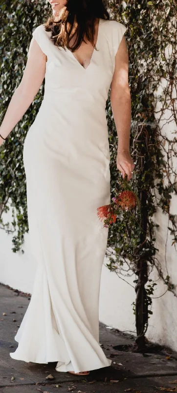 Steals and Deals Badgley Mischka Sawyer Gown