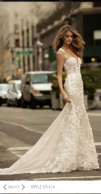 Customer Appreciation Sale Berta  17-114