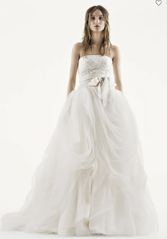 Reduced Prices Vera Wang White Tossed Tulle