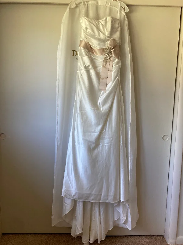 TIME-Limited Offer David's Bridal WG3026