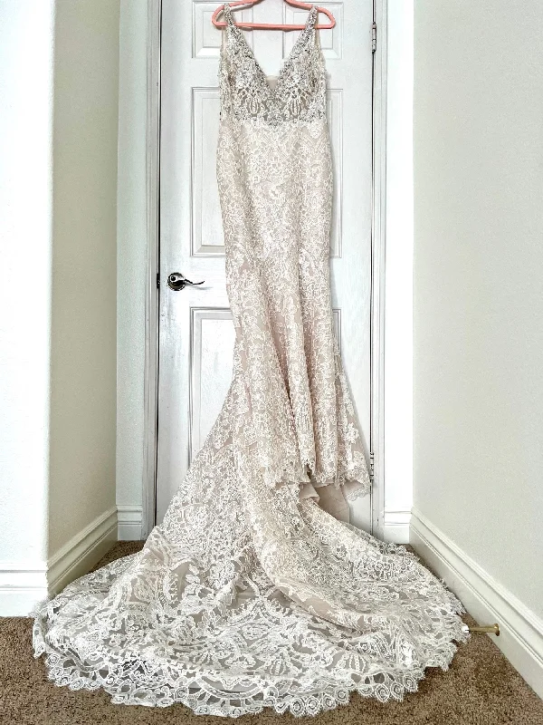 Shop and Save Badgley Mischka Cindy
