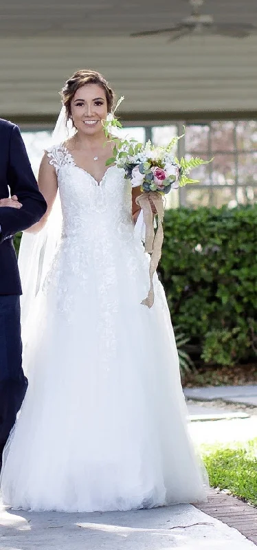 Sneak Peek Sale Pronovias Matiz