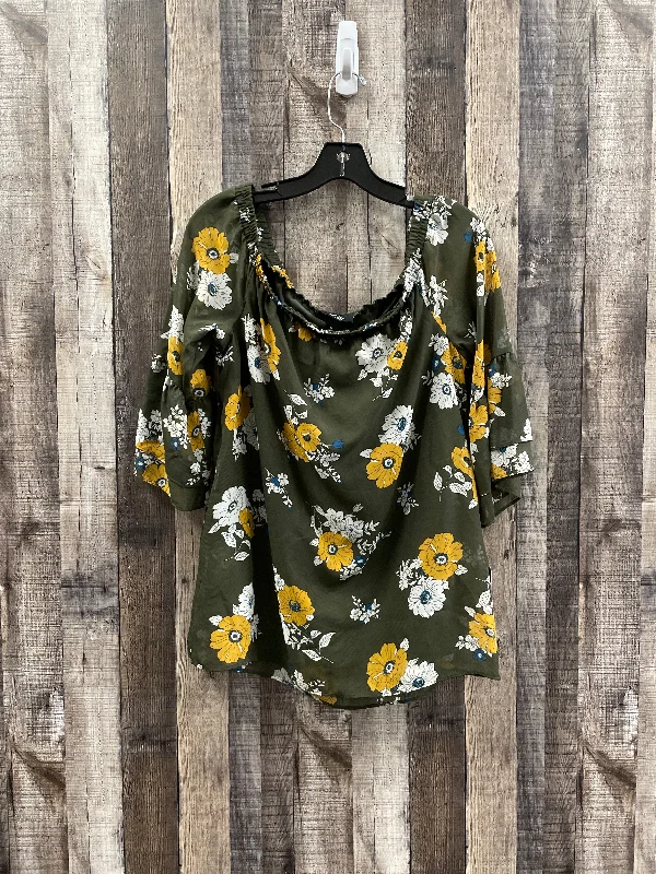 Special Discount Blouse 3/4 Sleeve By Agb  Size: M