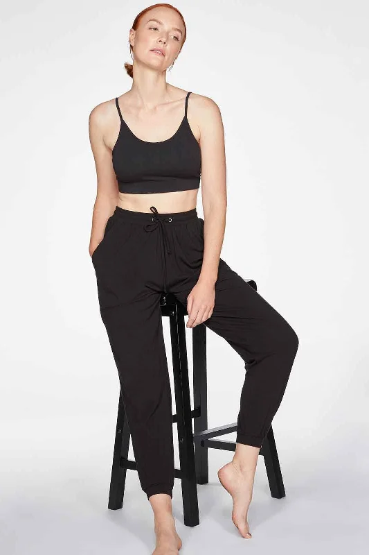 Super Deal Thought Emerson Slacks in Black