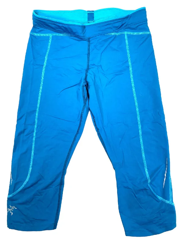 blue:#2196f3