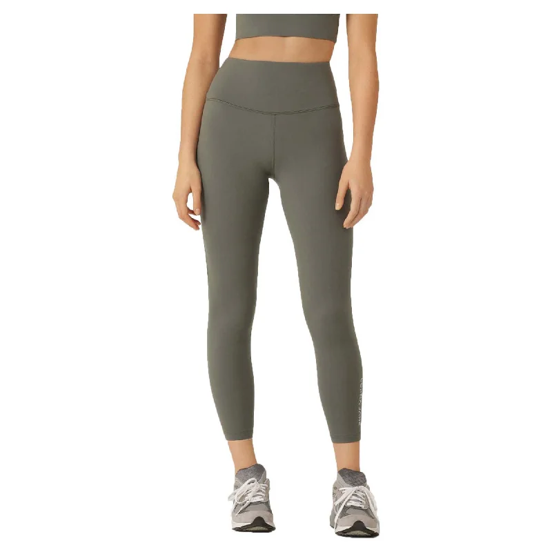 Deep Discounts Women's Lotus No Chafe Phone Pocket Ankle Biter Leggings