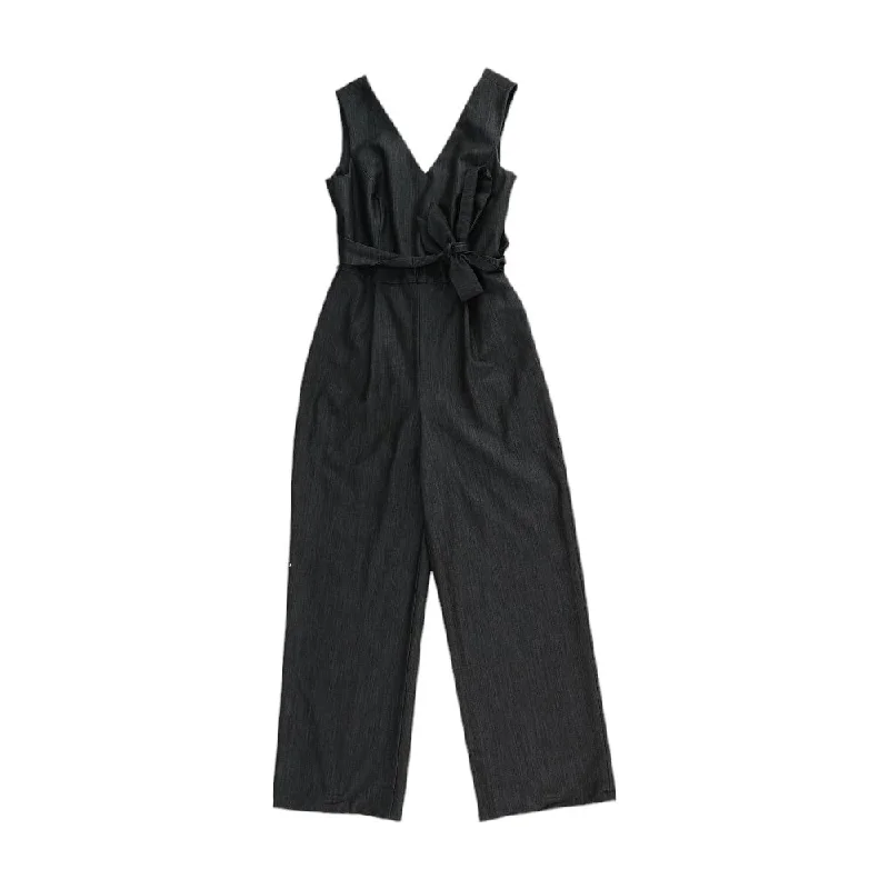 Deep Discounts Black Solid Jumpsuit