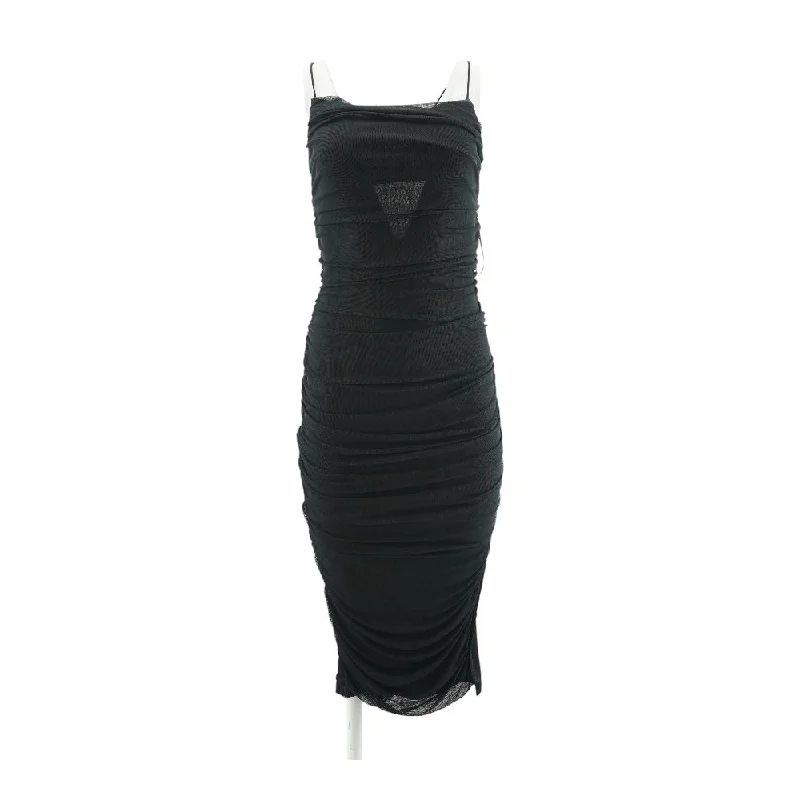 Fantastic Deals Black Solid Midi Dress