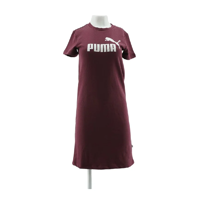 Final Markdown Maroon Solid Midi Dress