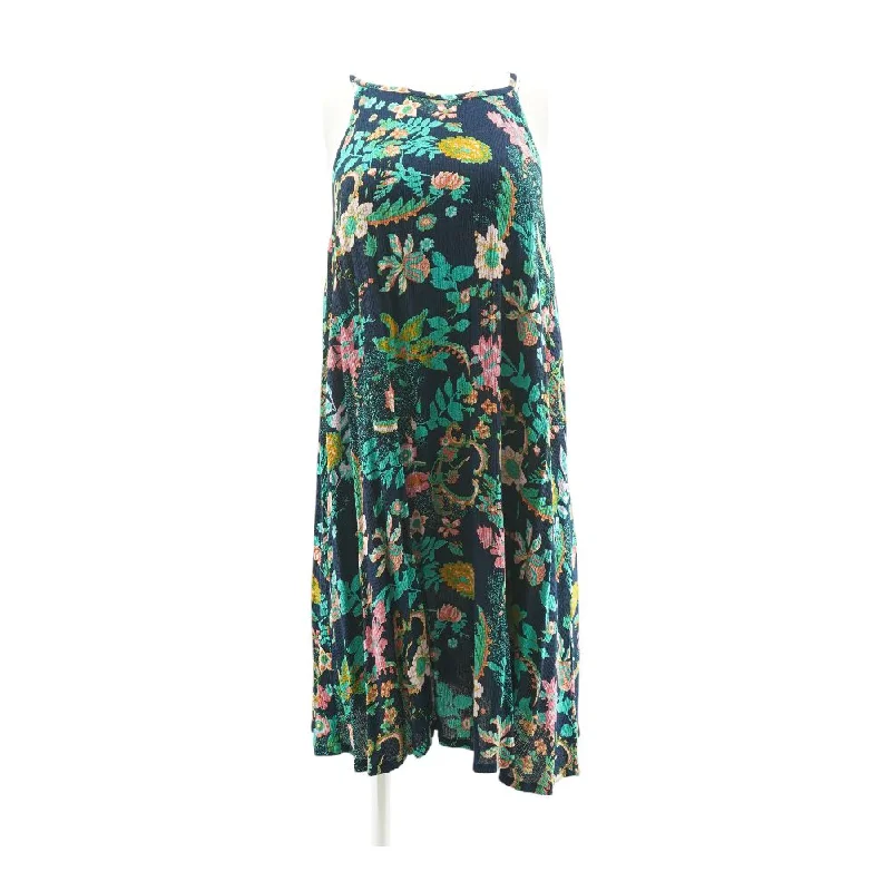 Deal of the Week Navy Floral Midi Dress