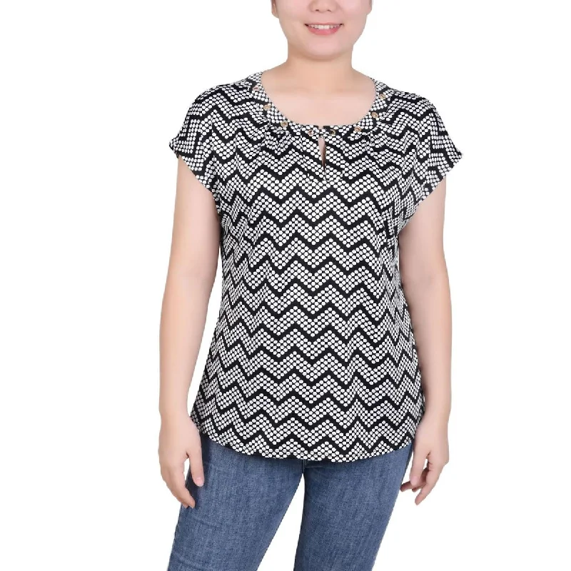 Black White Zigzag