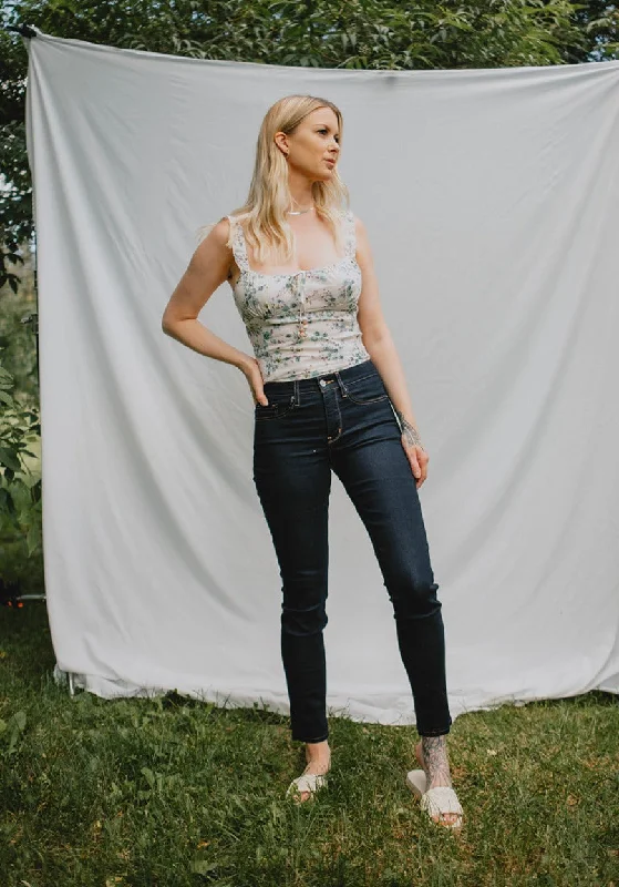 Crazy Deals The 311 Shaping Skinny by Levi's - Dark Sky